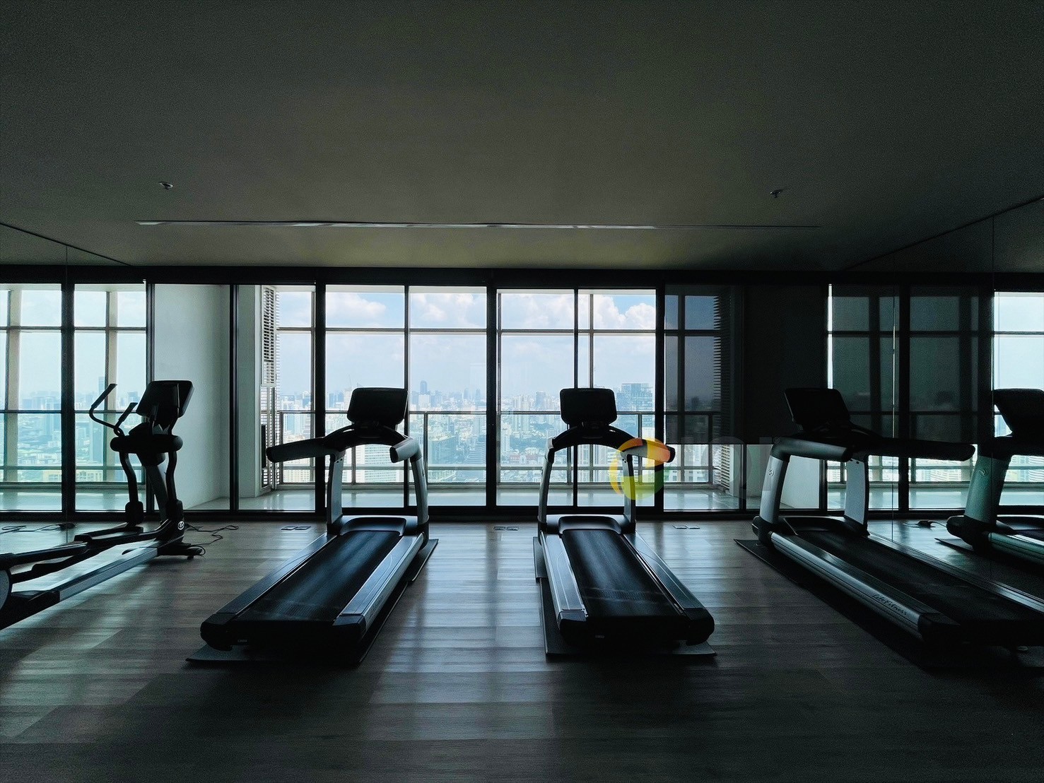 Condo for sale Park 24 Sukhumvit Soi 24  Near BTS Phrom Phong image