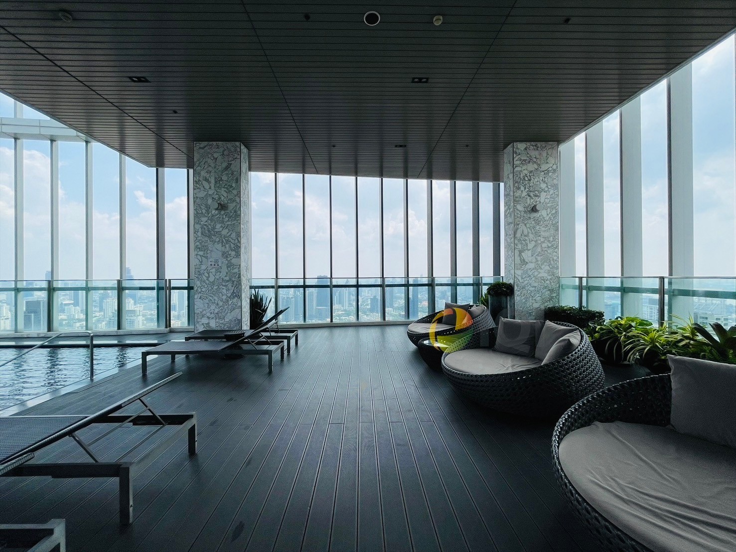 Condo for sale Park 24 Sukhumvit Soi 24  Near BTS Phrom Phong image