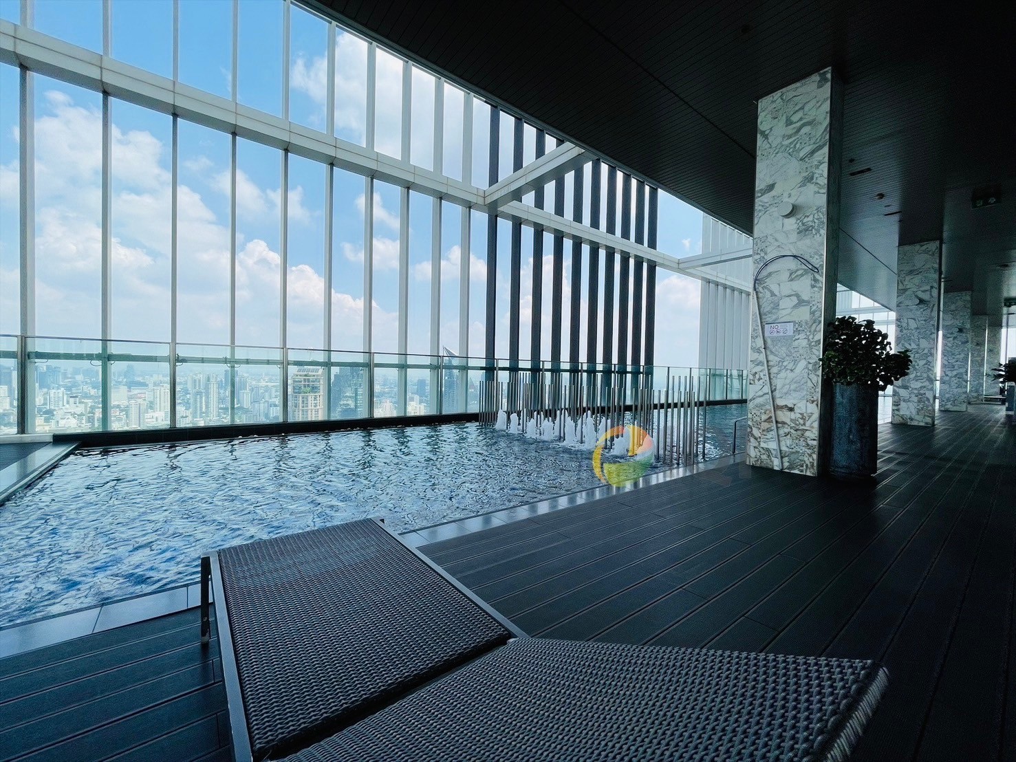 Condo for sale Park 24 Sukhumvit Soi 24  Near BTS Phrom Phong image