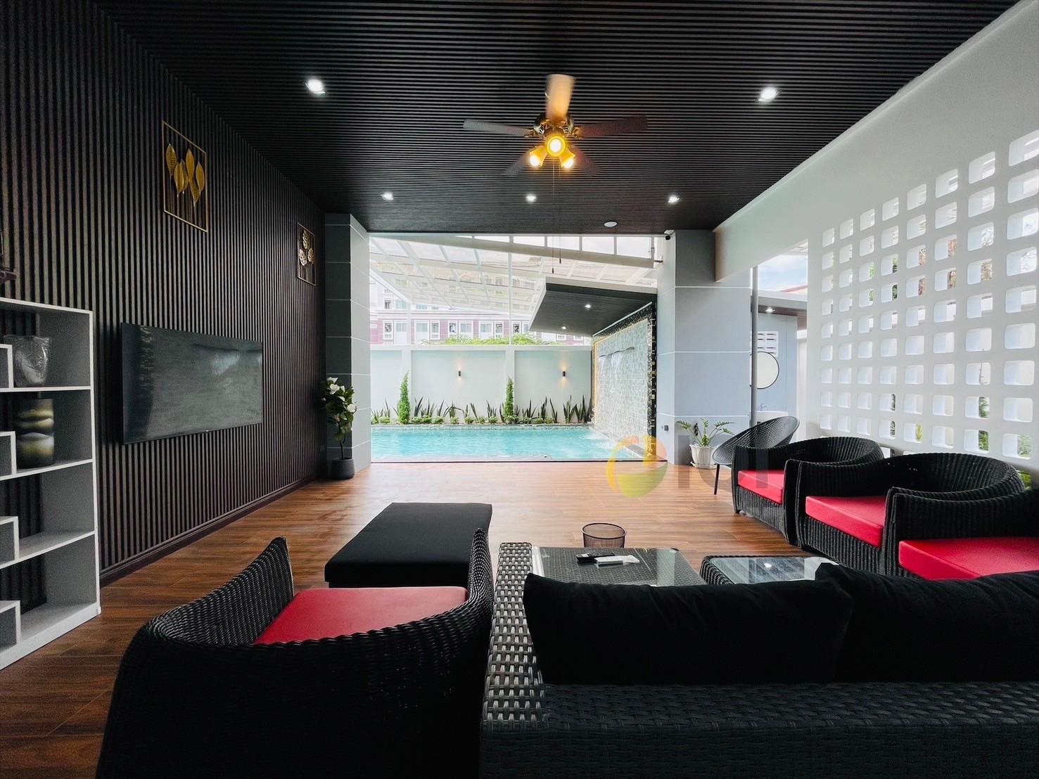 For sale 2-storey single house, Soi Tung Setthi, Intersection 15, near Ramkhamhaeng University 2 (ready to transfer) image