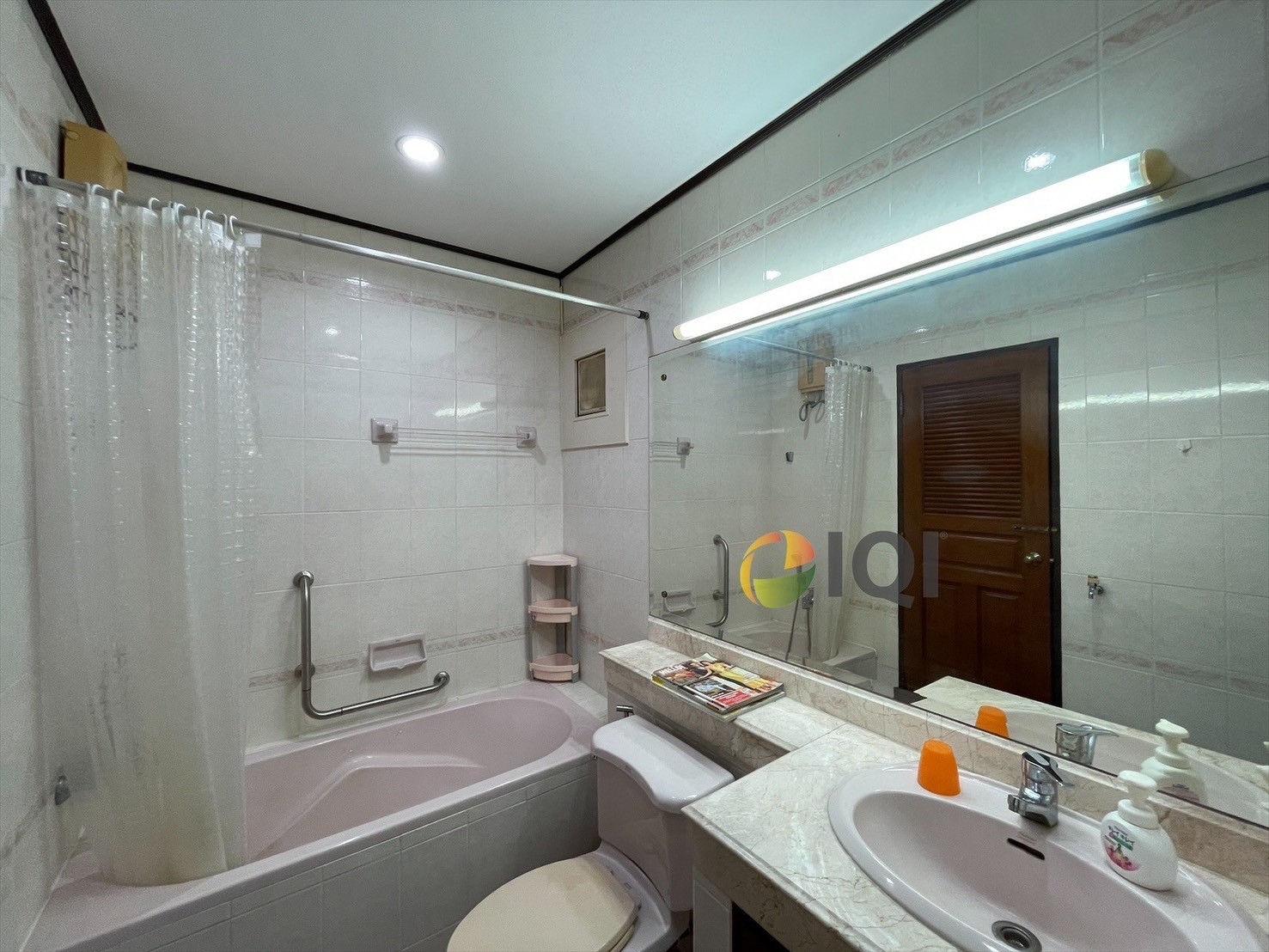 2-storey detached house for sale, Ladawan Village, Srinakarin, project front next to the BTS Sri Bearing Station image