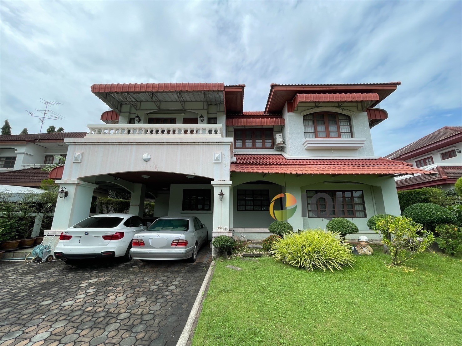 2-storey detached house for sale, Ladawan Village, Srinakarin, project front next to the BTS Sri Bearing Station image