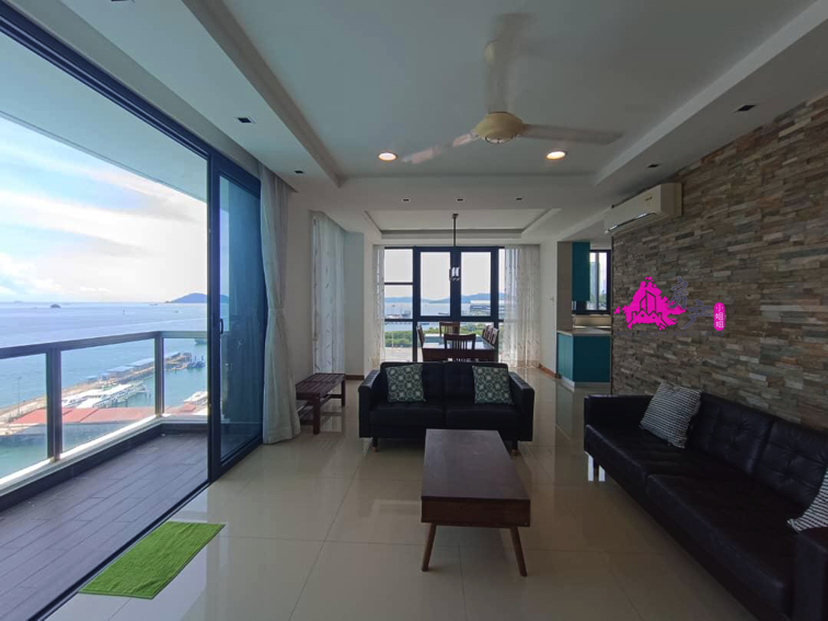 Fully Furnished Jesselton Residences Condominium Suria shopping Mall Kota Kinablu Town image