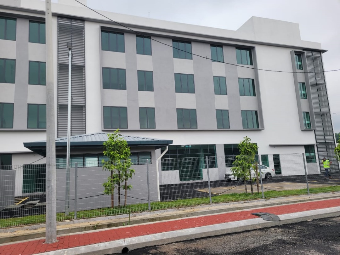 Kawasan Perindustrian Kampung Baru Balakong Semi D Factory For Sale image