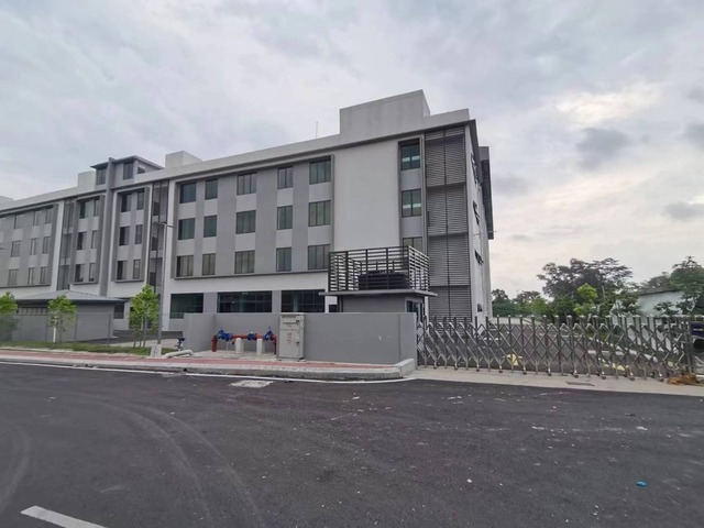 Kawasan Perindustrian Kampung Baru Balakong Semi D Factory For Sale image