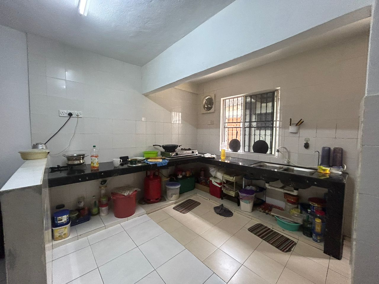 Fully renovated house Seksyen 25, Shah Alam (Taman Sri Muda) image
