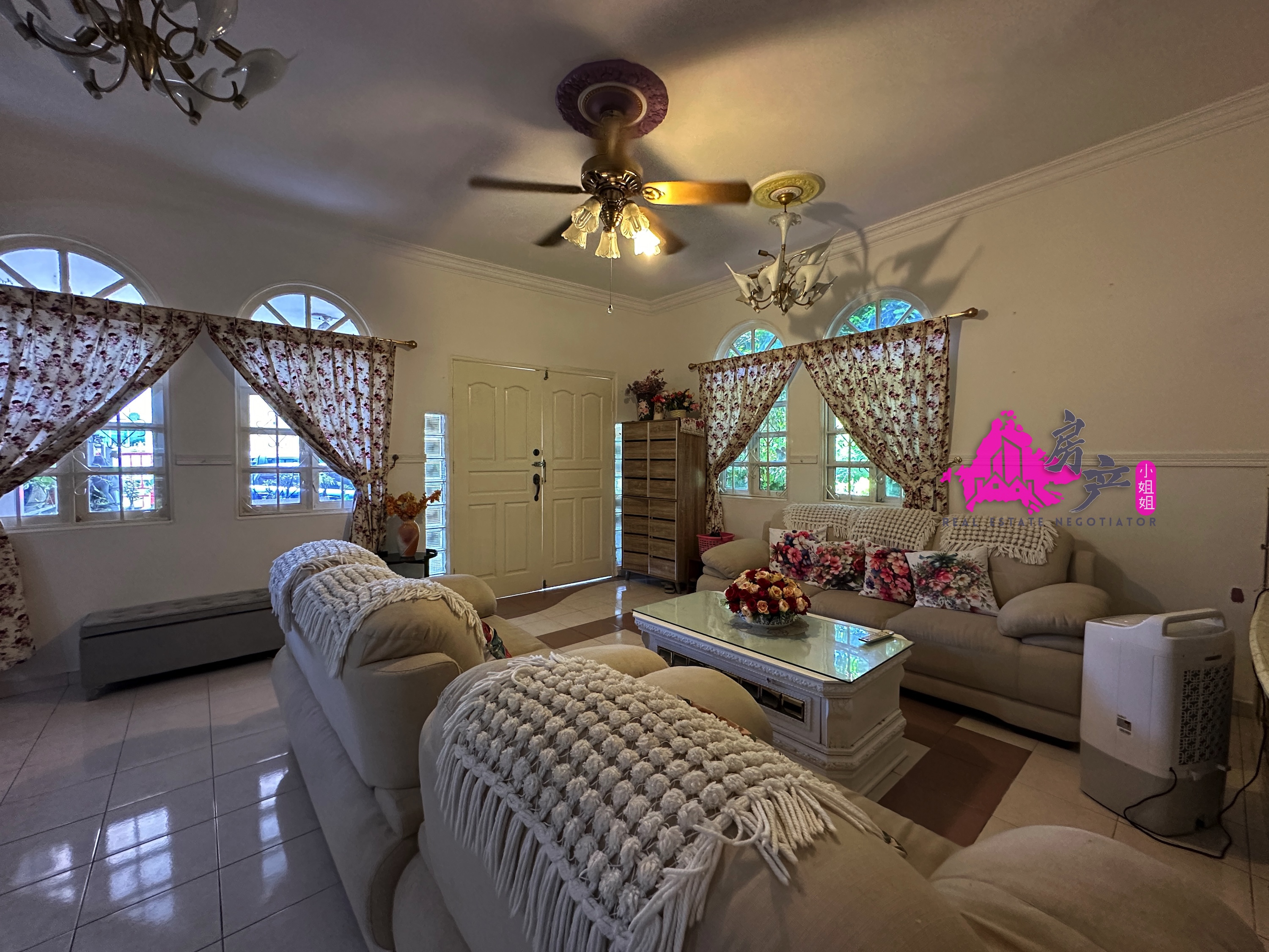 Taman Far East image