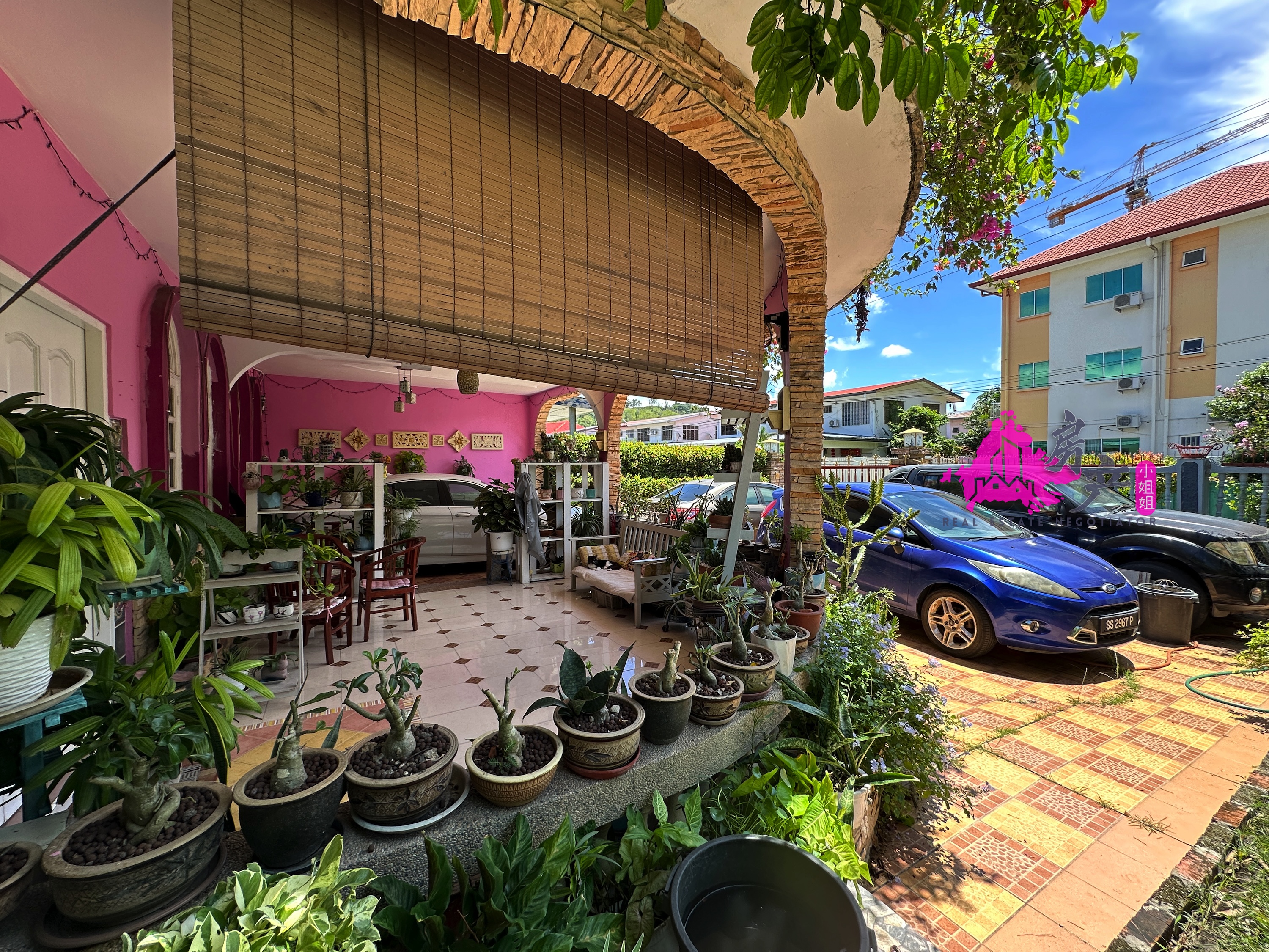 Taman Far East image