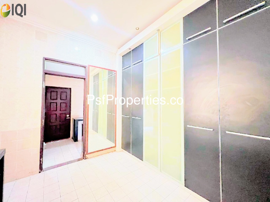 Bukit Jelutong image