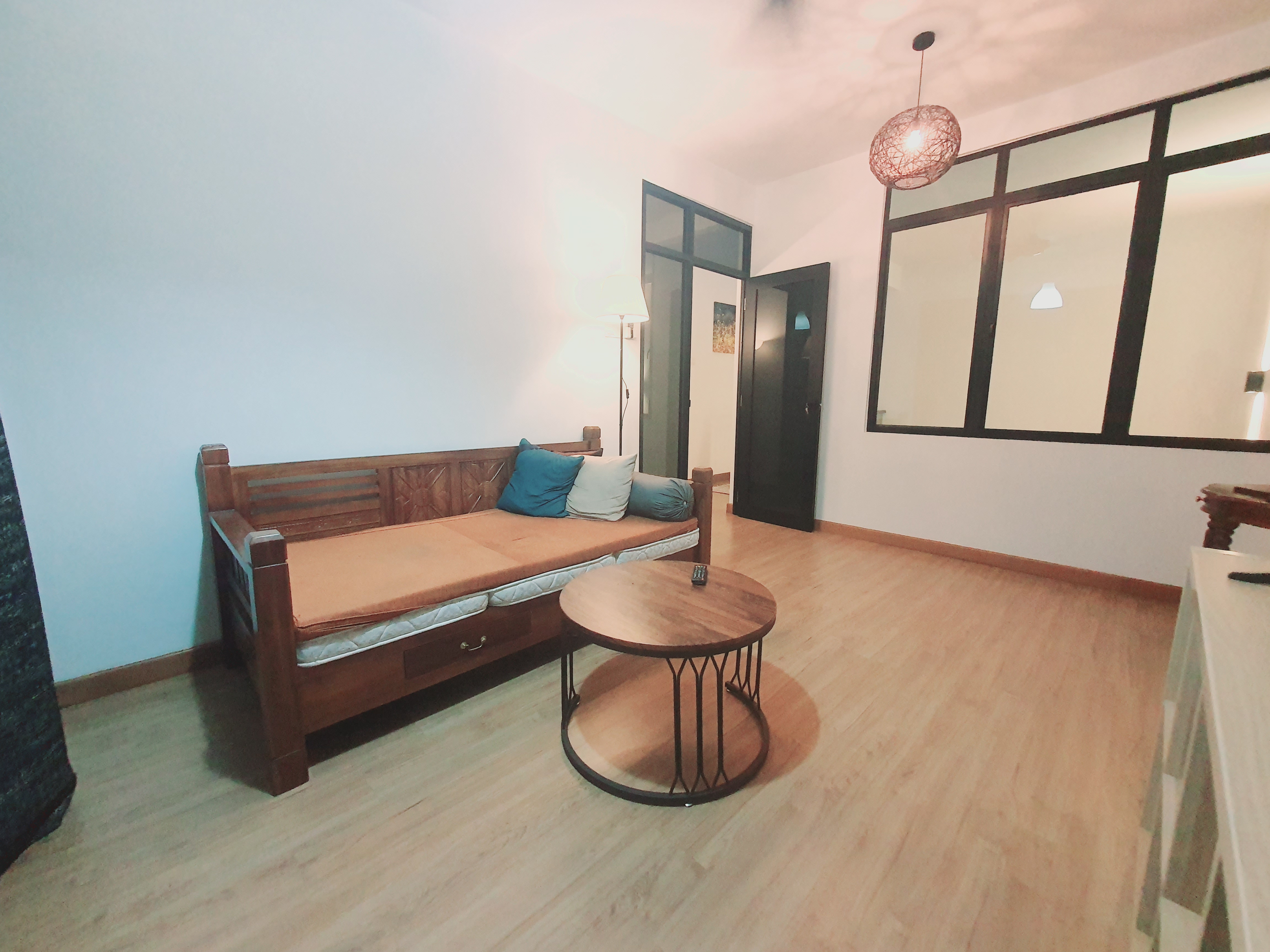 Super Nice Comfort Freehold 2 Sty Corner Lot Semi D Paya Emas Cheng  image