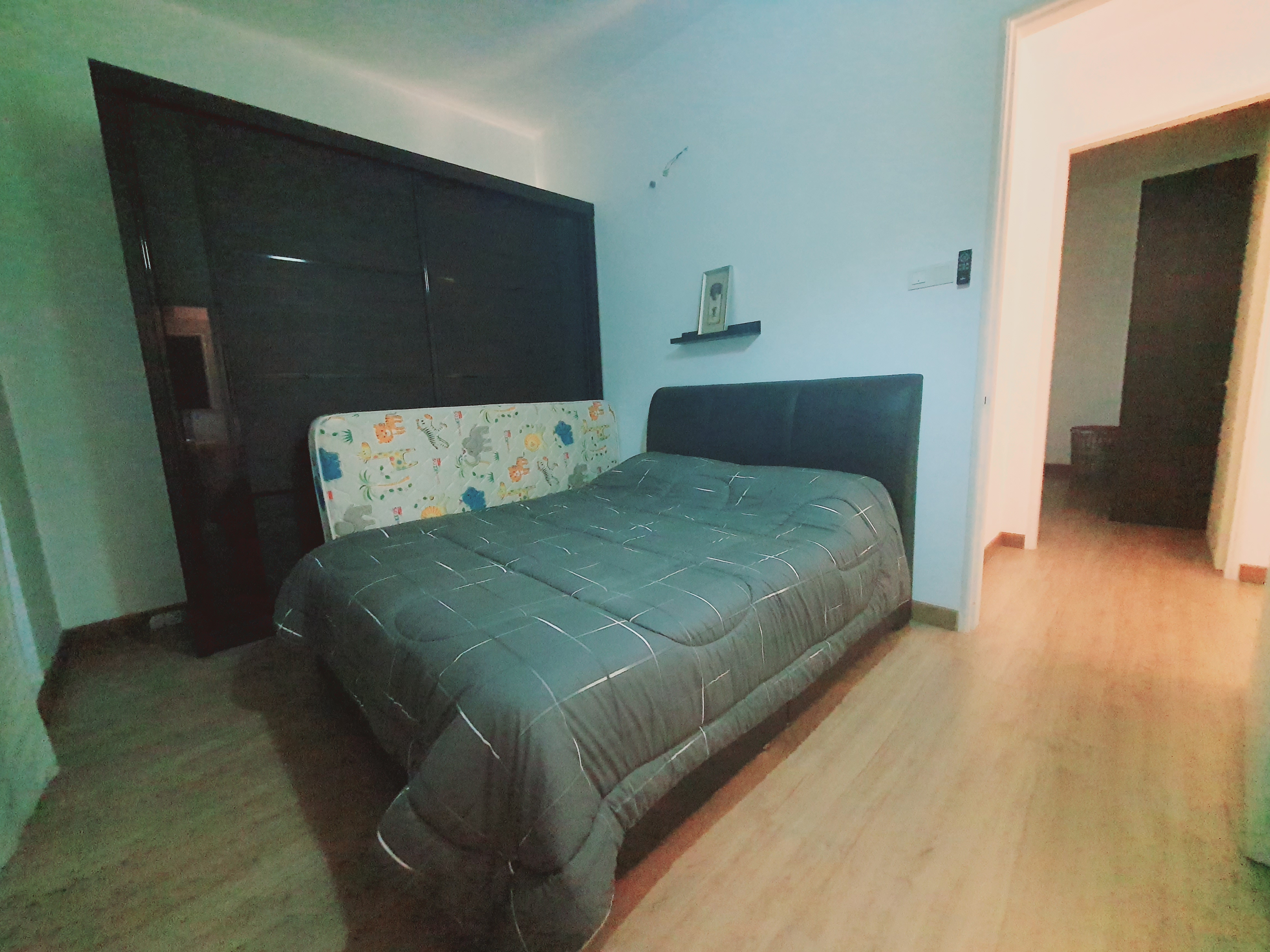 Super Nice Comfort Freehold 2 Sty Corner Lot Semi D Paya Emas Cheng  image