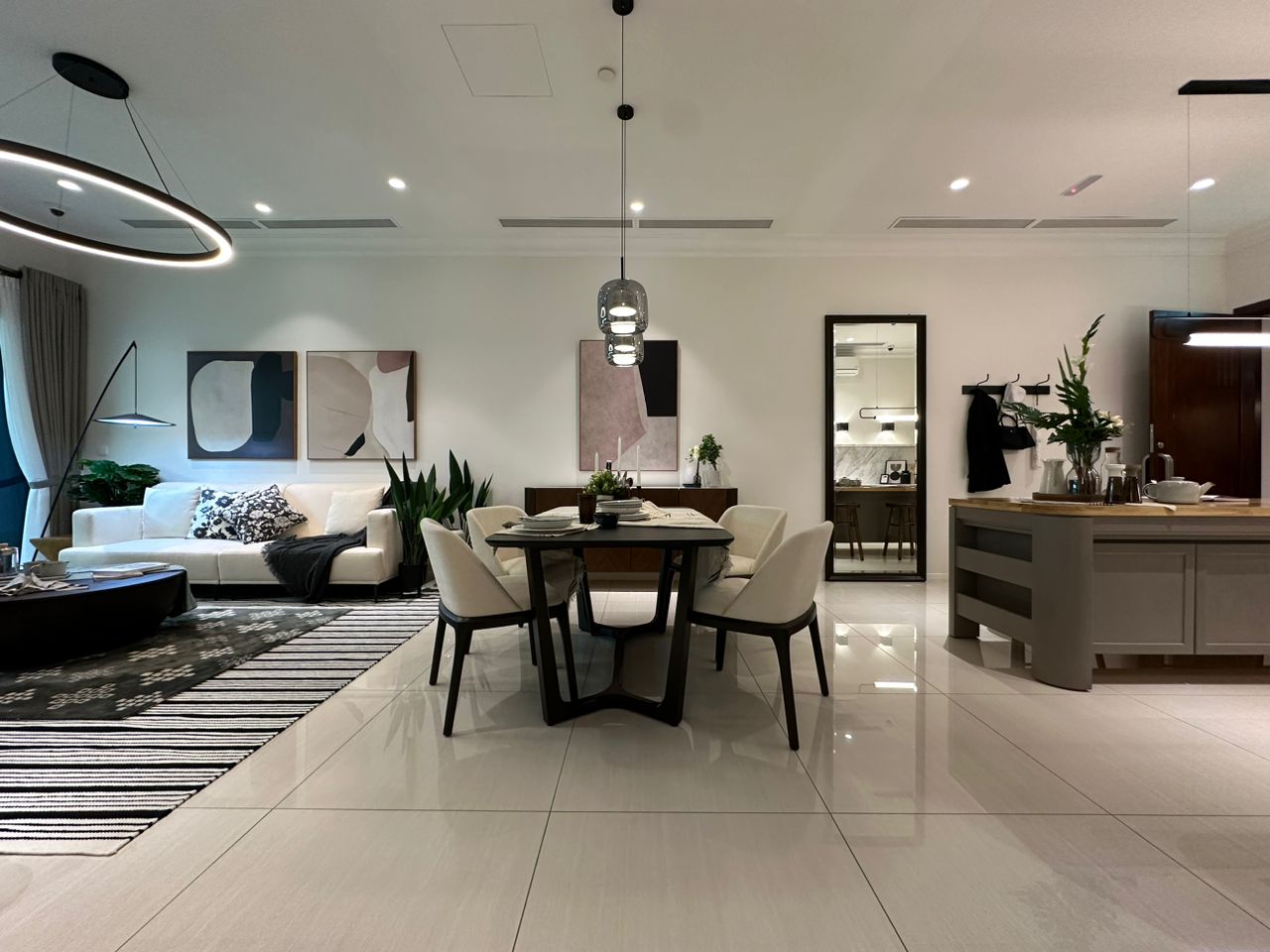 Queens Waterfront 皇后湾 image