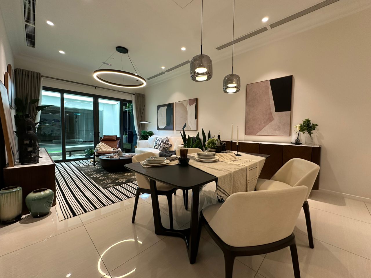 Queens Waterfront 皇后湾 image