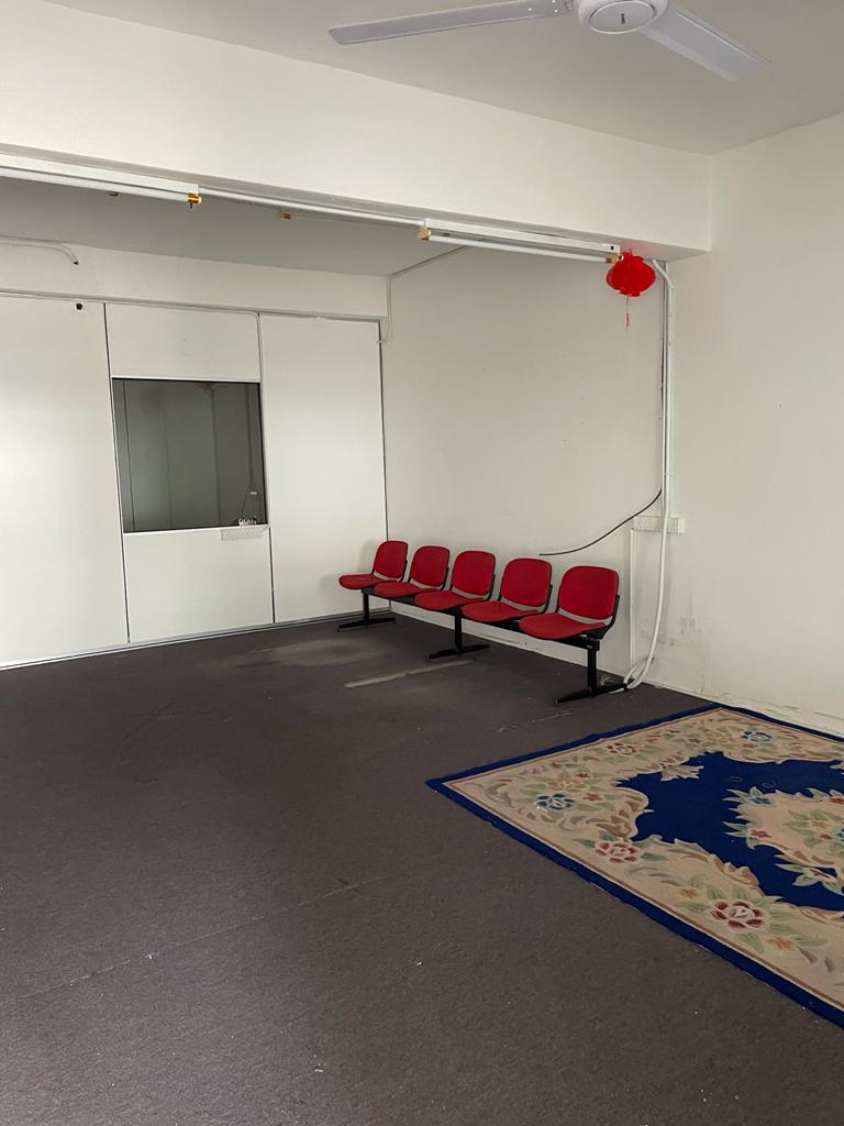 Facing Main Road Renovated 1st Floor Office @ Taman Melaka Raya for Rent image