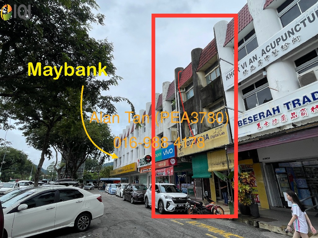 Jalan Beserah (same row with Maybank / KK Mart/ Guardian) image