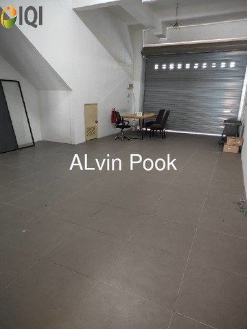 mahkota valley  image