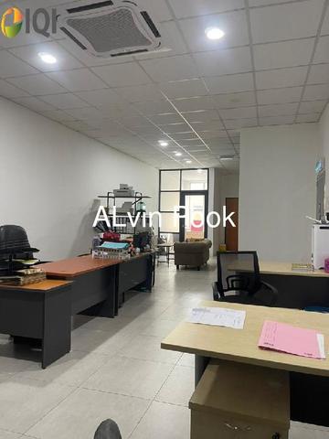 mahkota valley  image