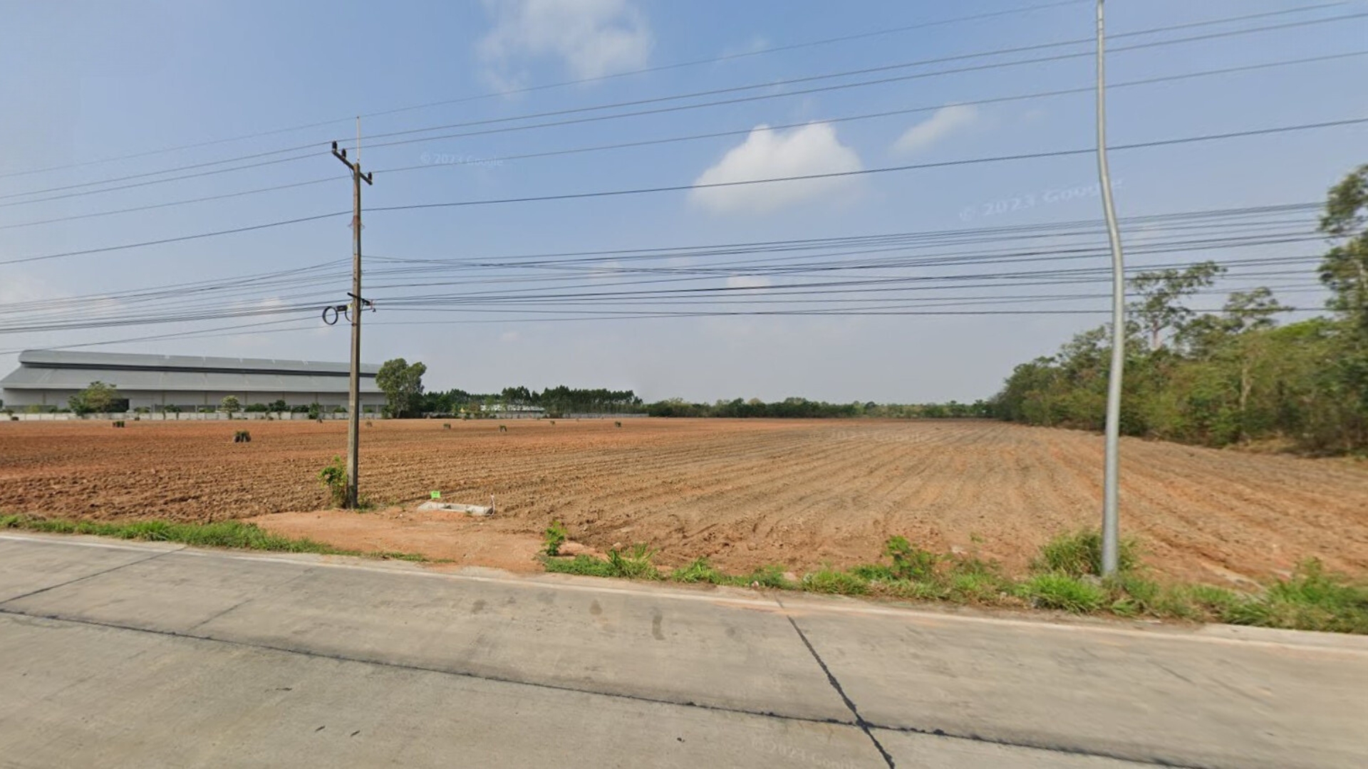 ขายที่ติดถนนใหญ่8 เลนส์  หมายเลข 331  (สัตหีบ-พนมสารคาม) พนัสนิคม ชลบุรี-ปราจีน หน้ากว้างติดถนนถึง 250 เมตร image