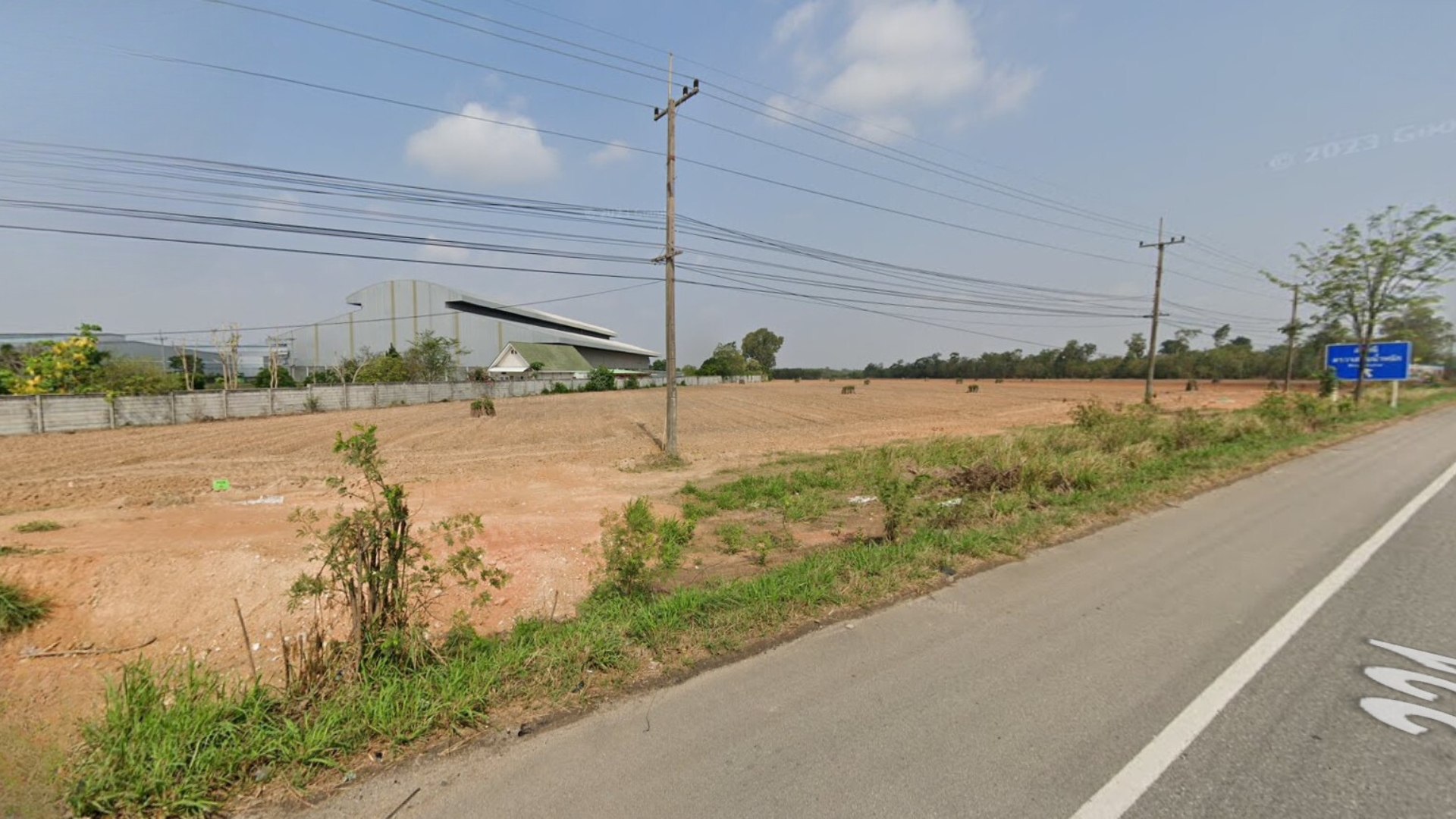 ขายที่ติดถนนใหญ่8 เลนส์  หมายเลข 331  (สัตหีบ-พนมสารคาม) พนัสนิคม ชลบุรี-ปราจีน หน้ากว้างติดถนนถึง 250 เมตร image