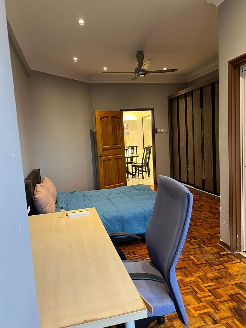 Puncak Athenaeum image
