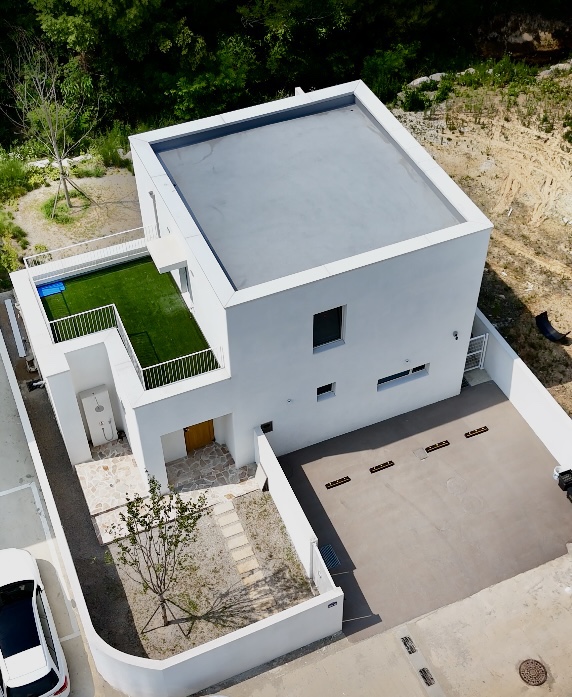 Surfer’s Village at Namae Beach image