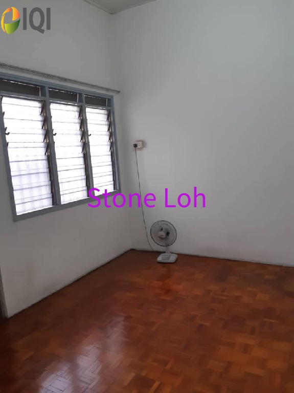 Jalan Kuala Kangsar Taman Che Wan Double Storey House For Sales image