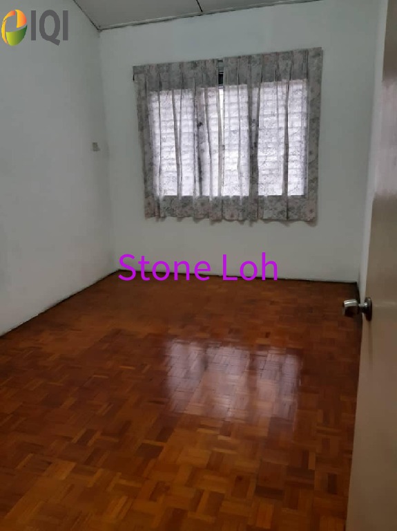 Jalan Kuala Kangsar Taman Che Wan Double Storey House For Sales image