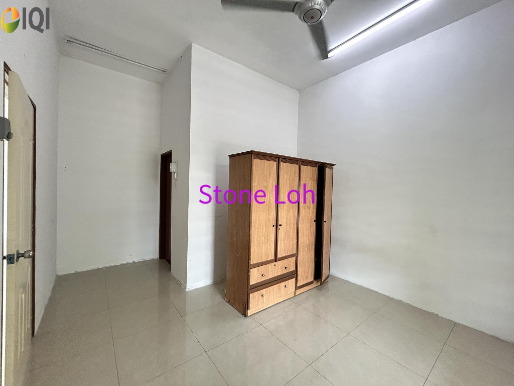 Klebang Mewah Single Storey Semi D Good Condition For Sales image