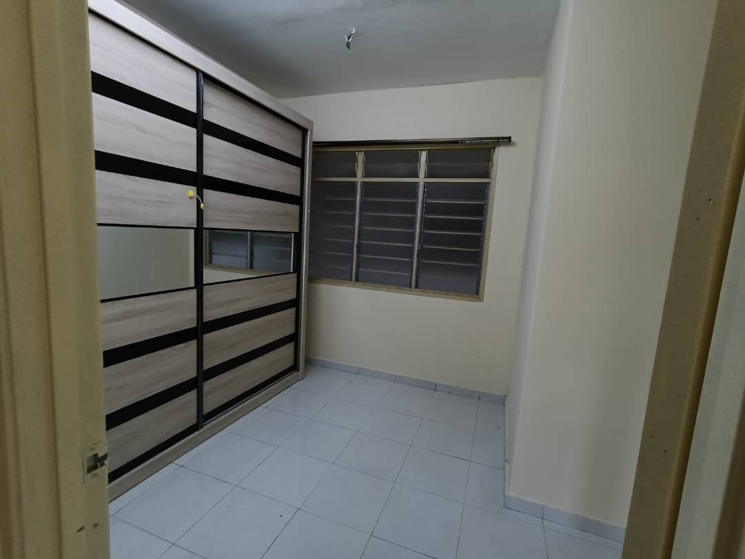 First Floor Sutera Wangi Apartment for Sale  image
