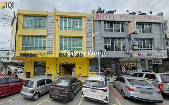 Taman Sri Serdang image