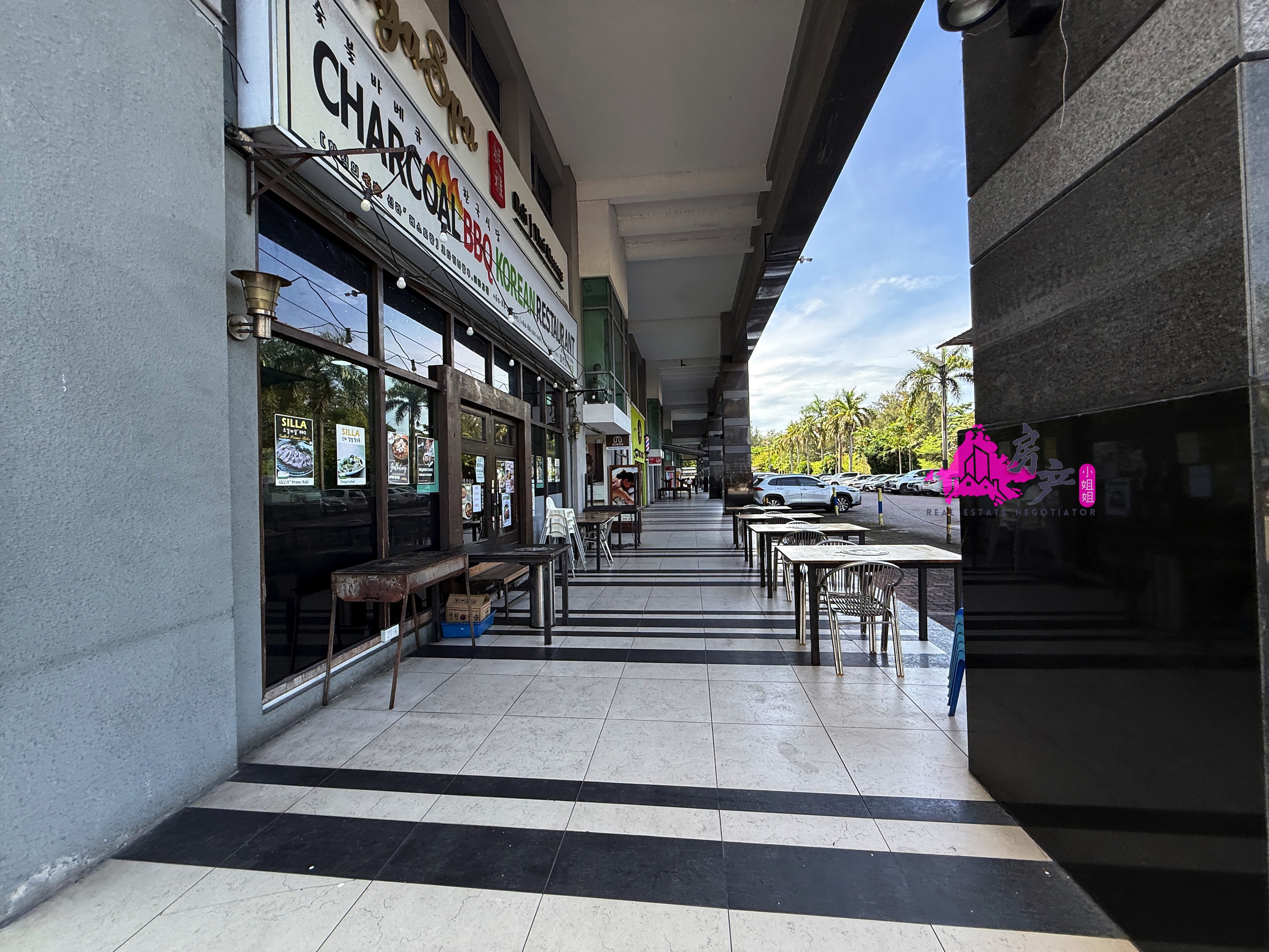 Corner 8 Storeys KK Times Square Imago Shopping Mall One and Only Seaview golf View facing Imago  image