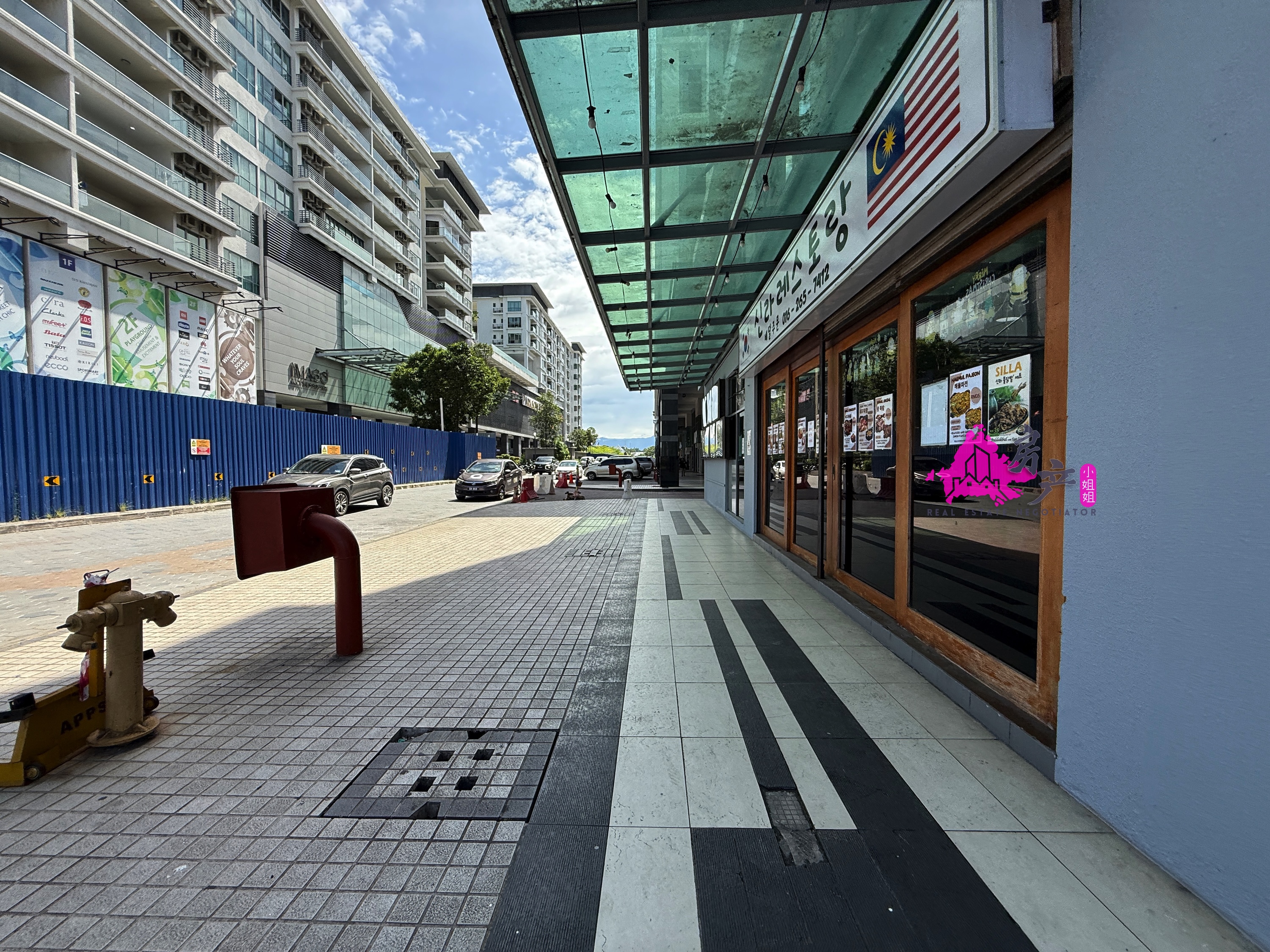 Corner 8 Storeys KK Times Square Imago Shopping Mall One and Only Seaview golf View facing Imago  image