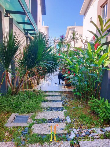 Canary Garden @Bandar Bestari image