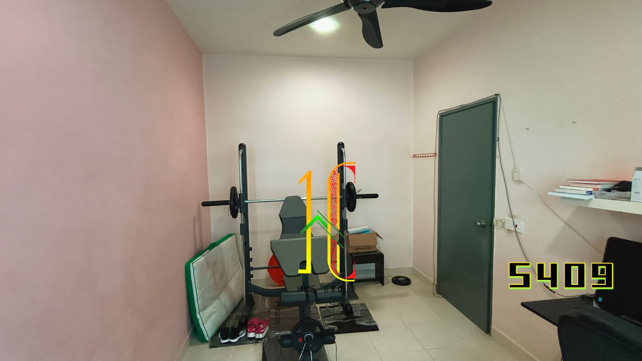 Jalan Setia Impian U13/8B image