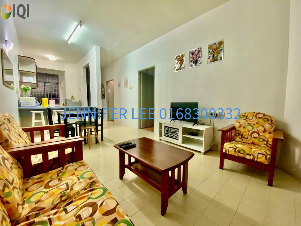Bayu Emas Apartment image