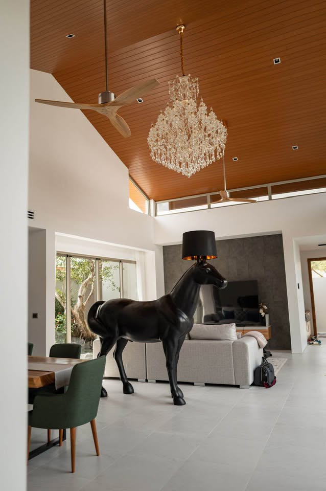 3 Bedroom Exclusive Modern Luxury ready to turn key in Phuket!  image