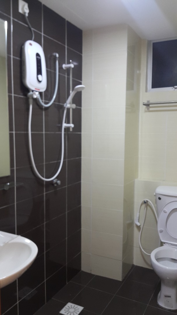 Green Suria Apartment image