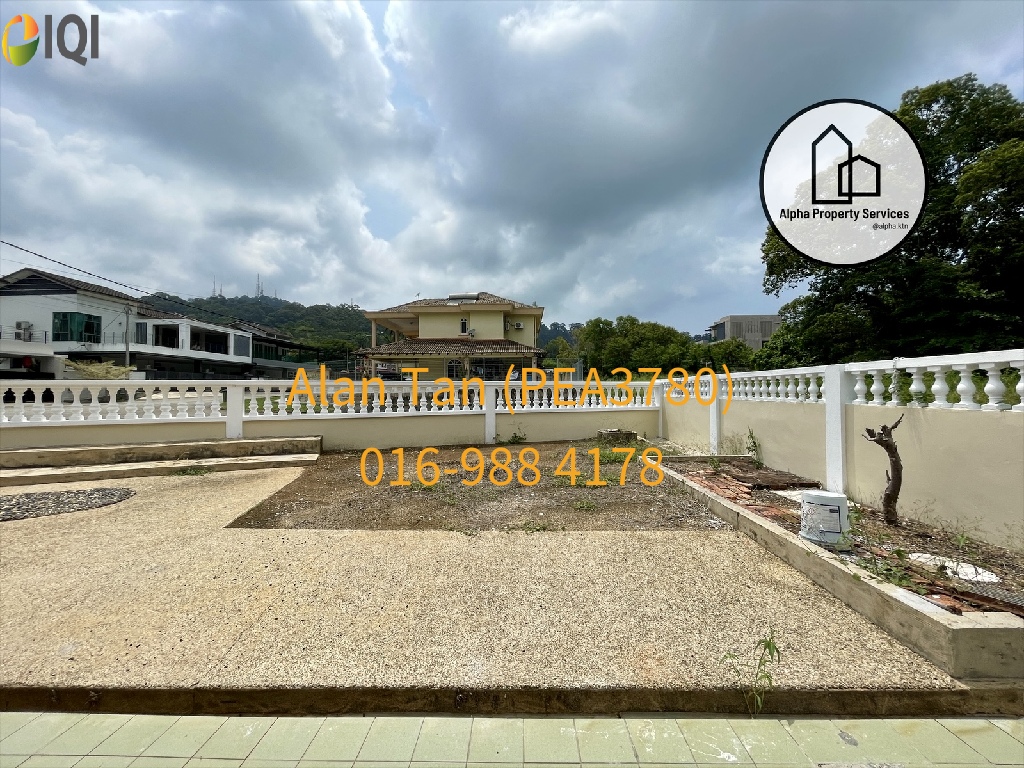 Bukit Pelindung (near Teluk Cempedak Beach, Kuantan) image