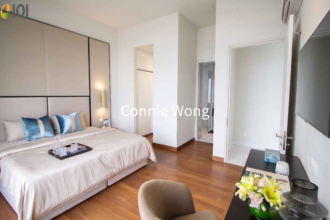 Pavilion Embassy Residence image