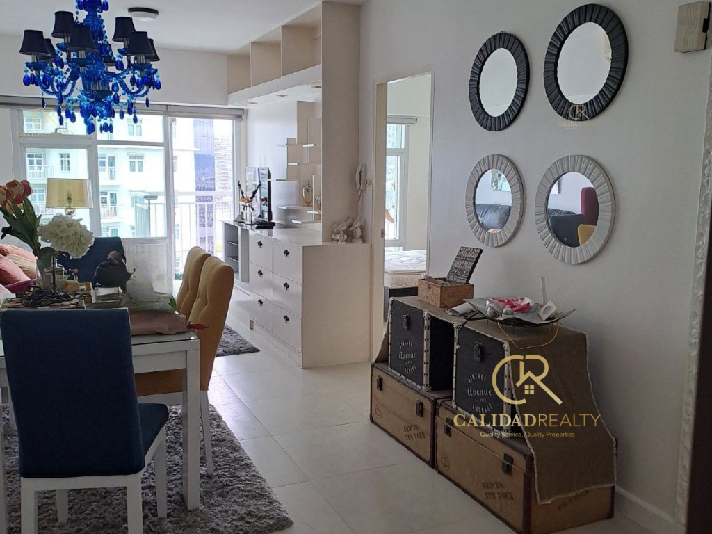 Two Serendra Red Oak Tower 1BR Condo Unit For Lease Fully Furnished  image