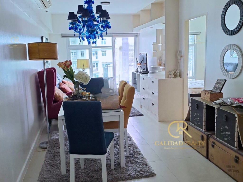 Two Serendra Red Oak Tower 1BR Condo Unit For Lease Fully Furnished  image