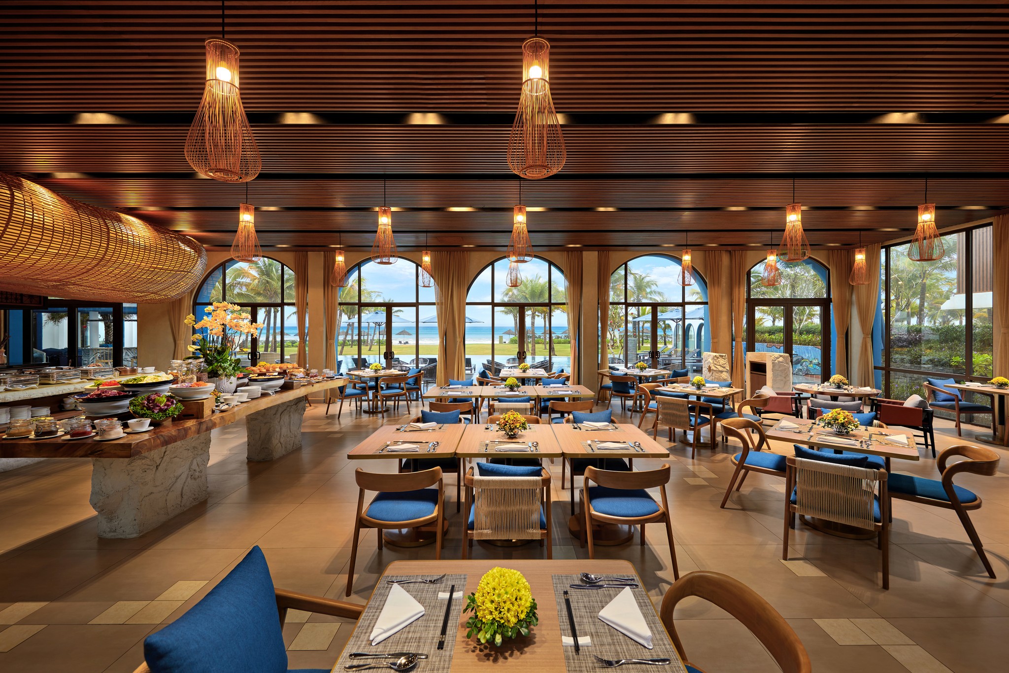 [HOI AN] STUDIO 33,3M2 $110.000 - WYNDHAM ROYAL HOI AN – YOUR DREAM SECOND HOME WITH OCEAN VIEW image