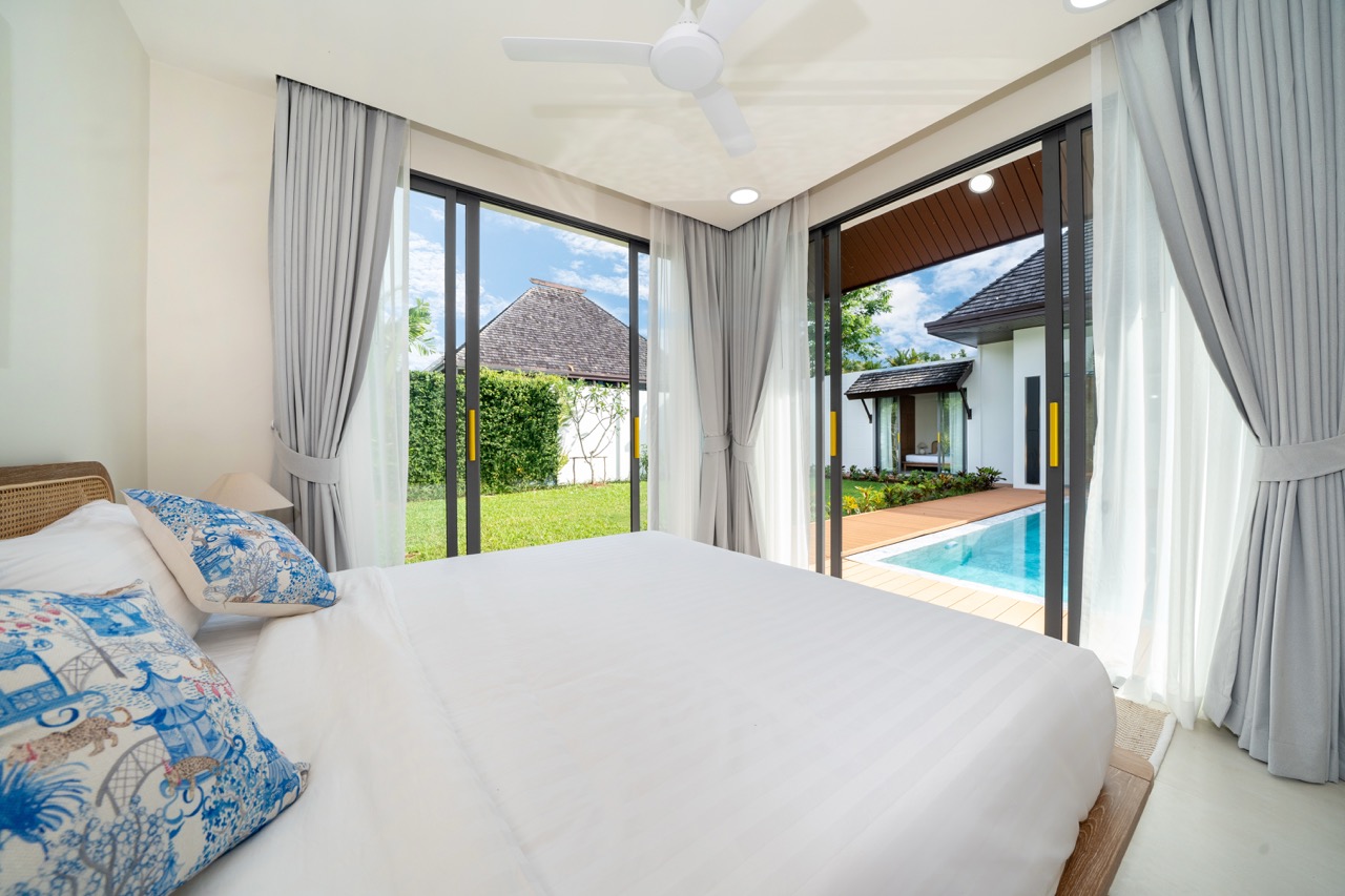 Mono Villa Stylish Pool Villa near Bangtao beach image