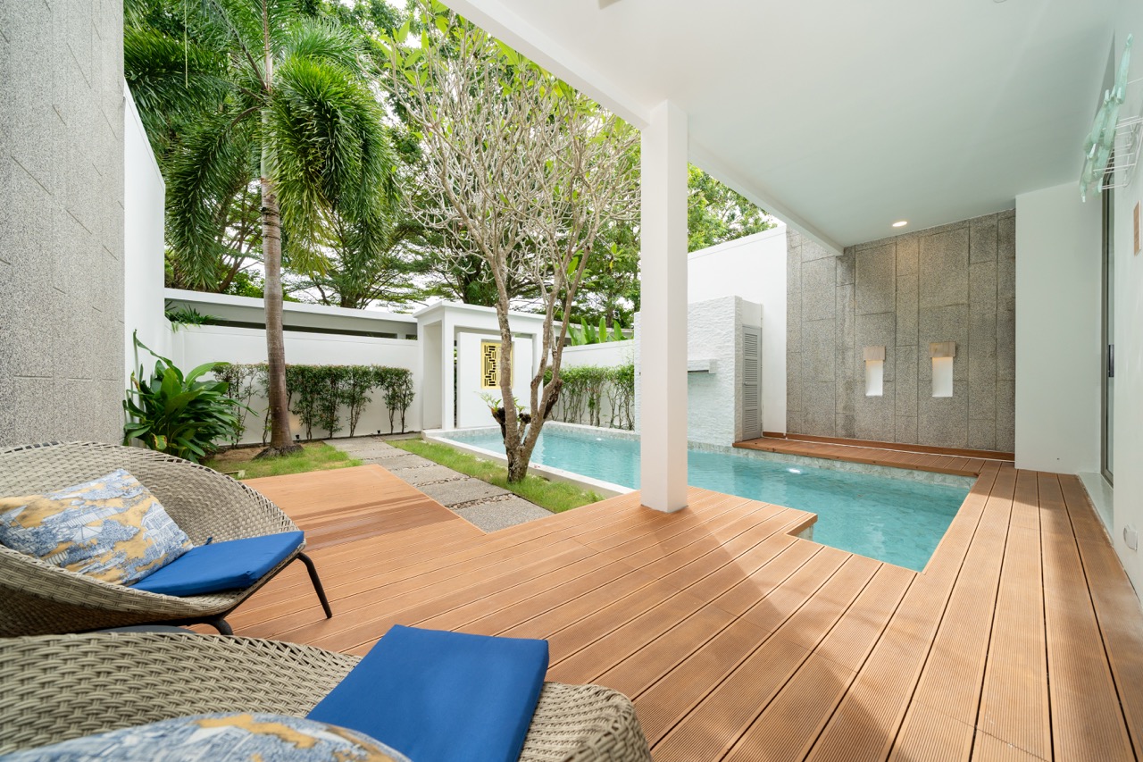 Pool Villa Near Bangtao Beach image
