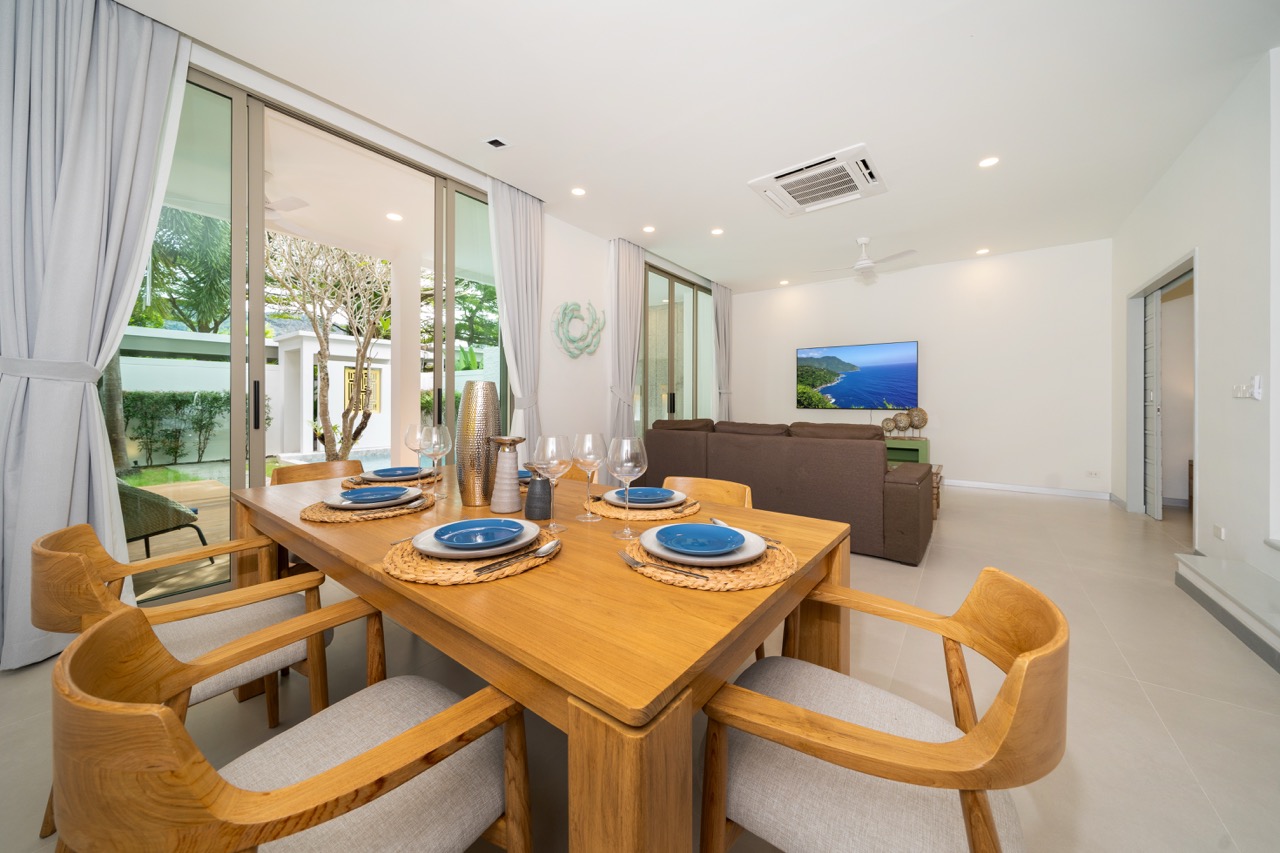 Pool Villa Near Bangtao Beach image