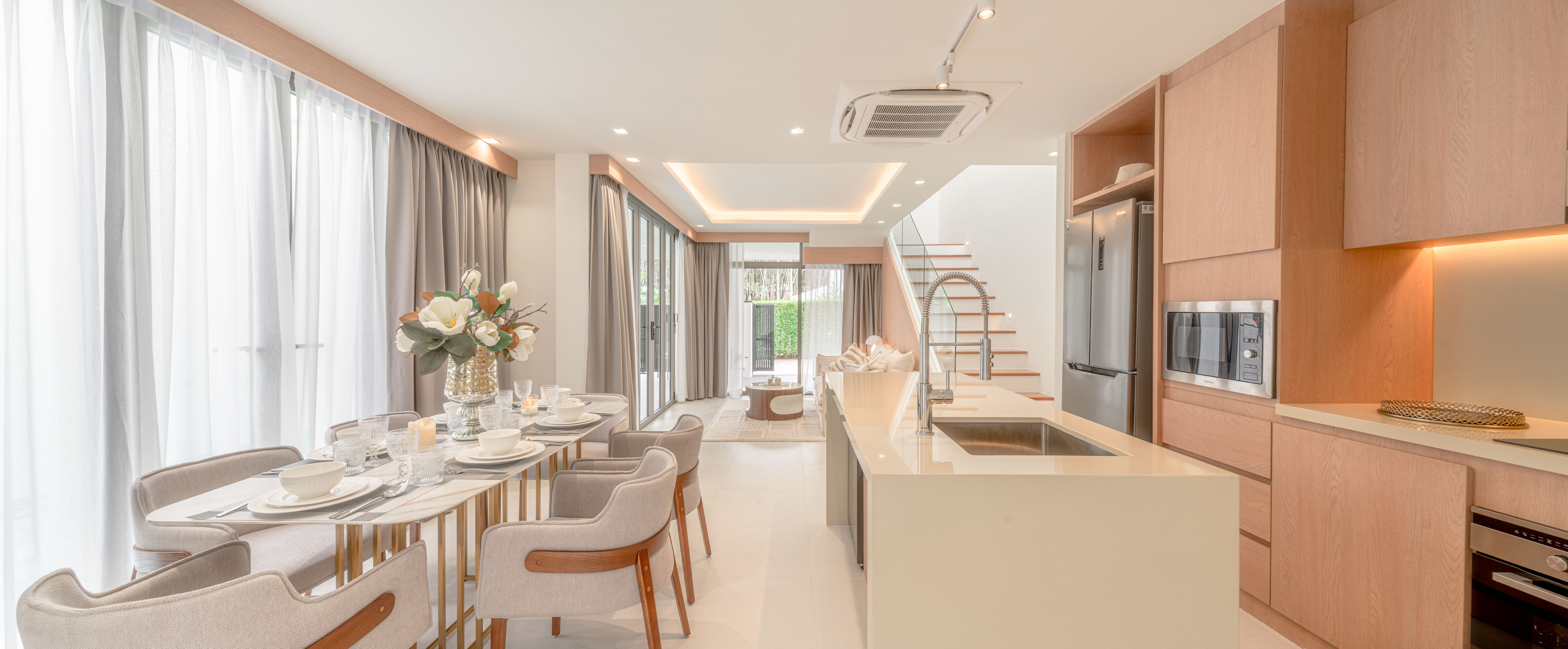 Luxury Living in Bangtao image