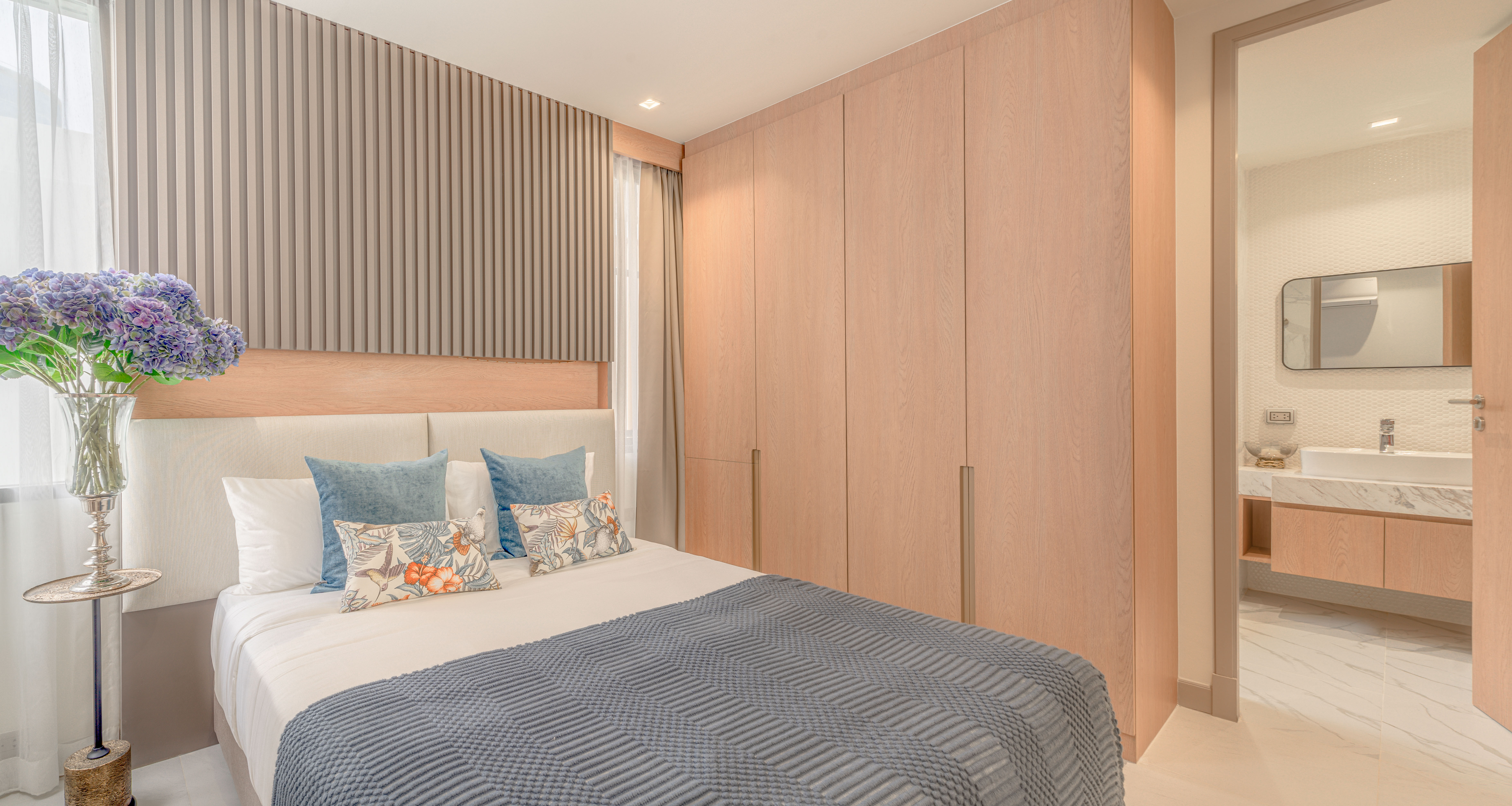 Luxury Living in Bangtao image