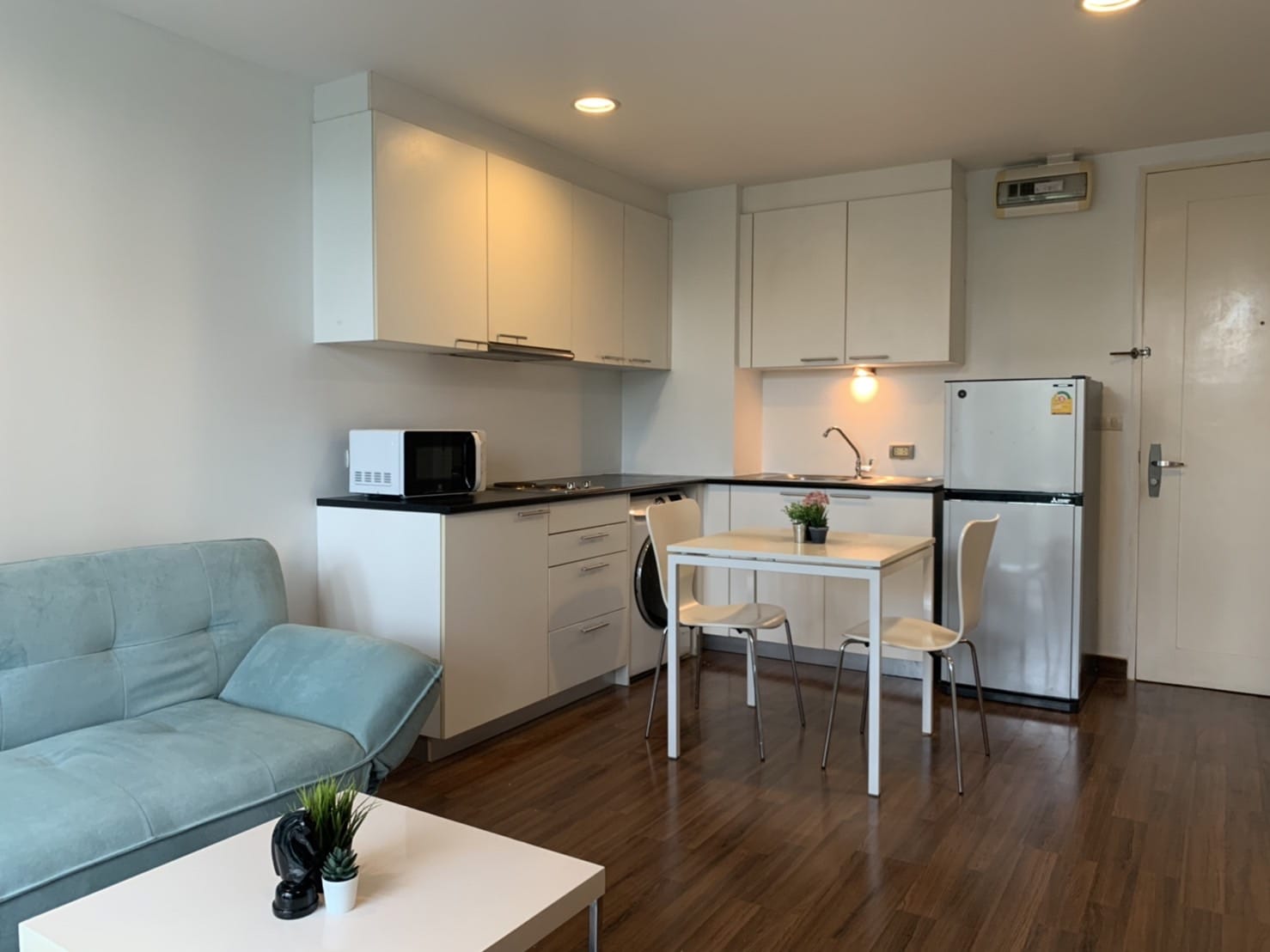 D65 Condominium image