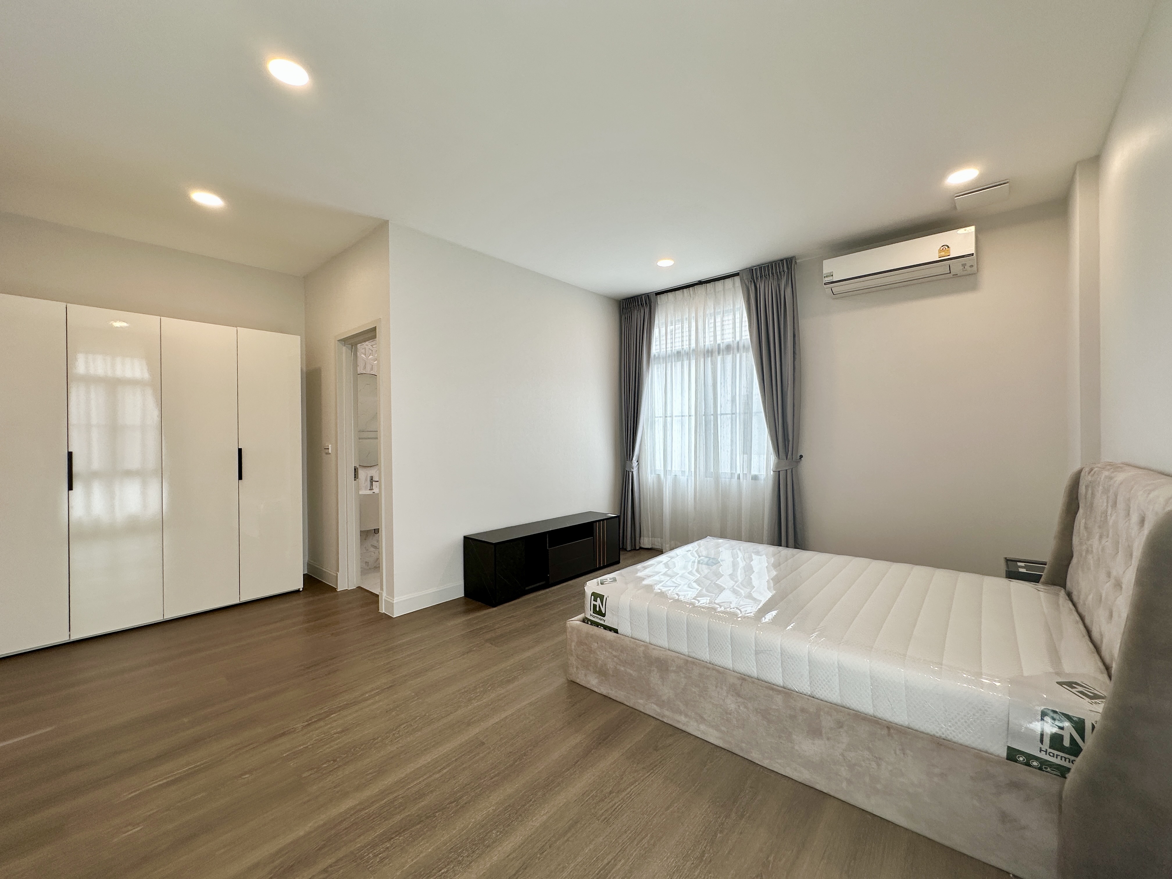 Nantawan Rama 9 - New Krungthep Kreetha image