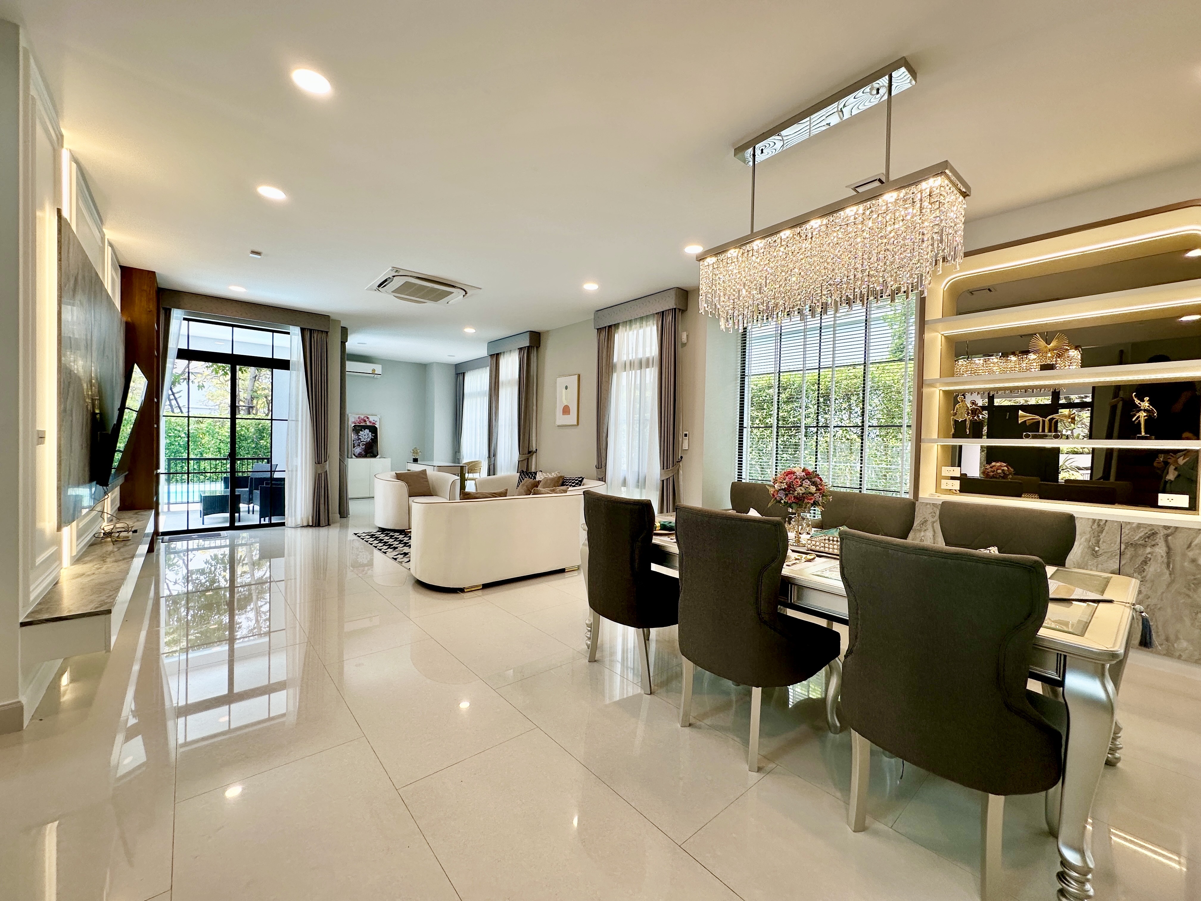 Nantawan Rama 9 - New Krungthep Kreetha image